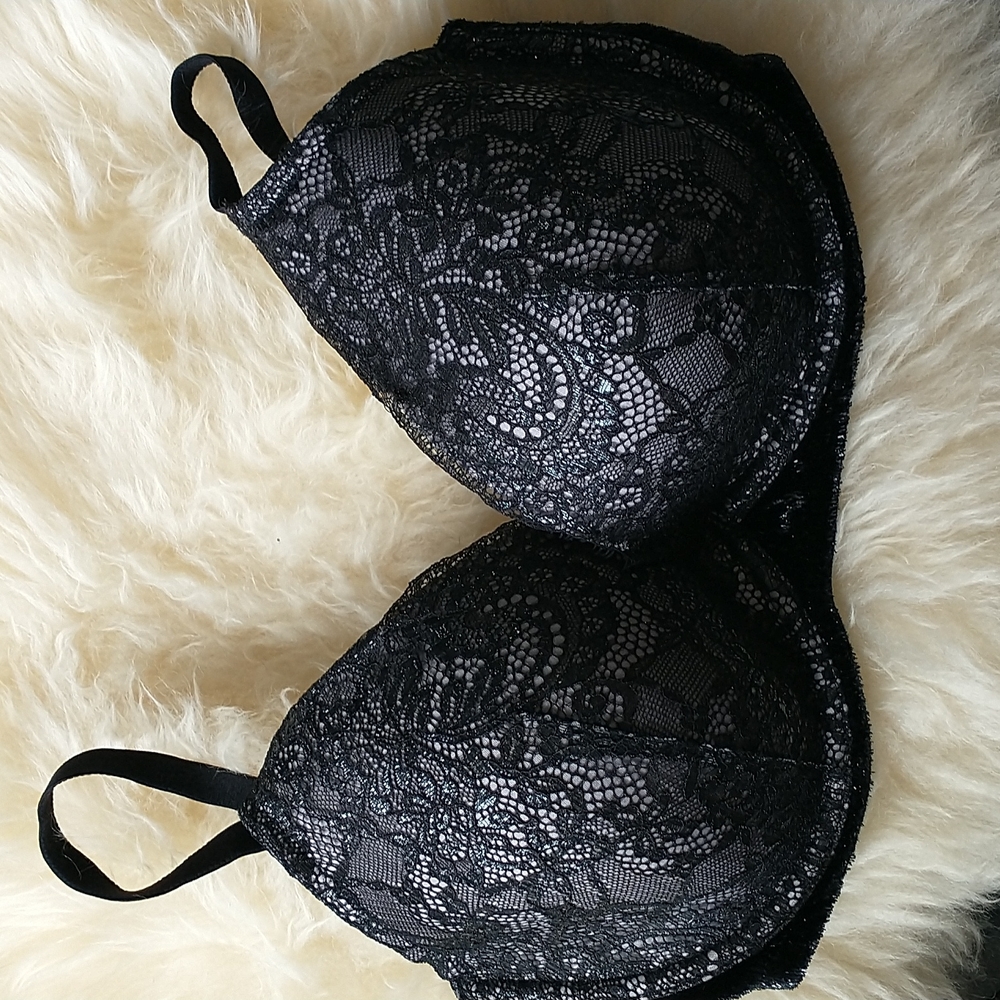 Victoria Secret Line Bra